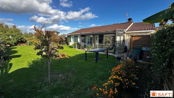 Maison de plain-pied de 117 m2 sur 528m2 de terrain