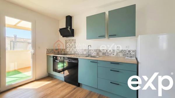 83100 TOULON - HAUT DE VILLA 2 PIECES AVEC VERANDA ABRIS LOCAL PARKING - QUARTIER DARBOUSSEDES - BUS 10