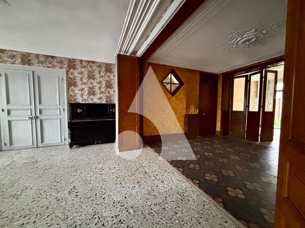 Maison 6 pièces 290 m2