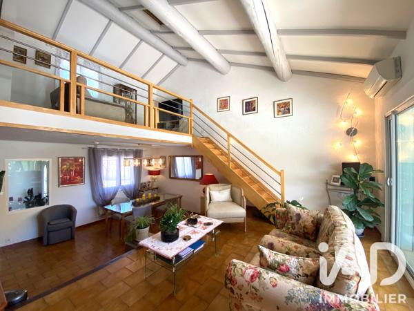 Maison à vendre 7 pièces 101 m² Le Pontet