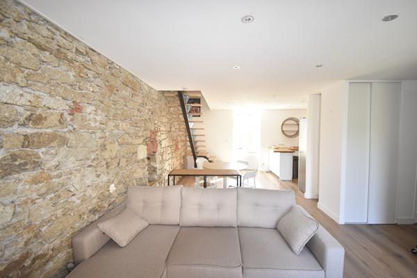 Appartement duplex, meublé , quartier Sainte Anne, 2 chambres, cave.