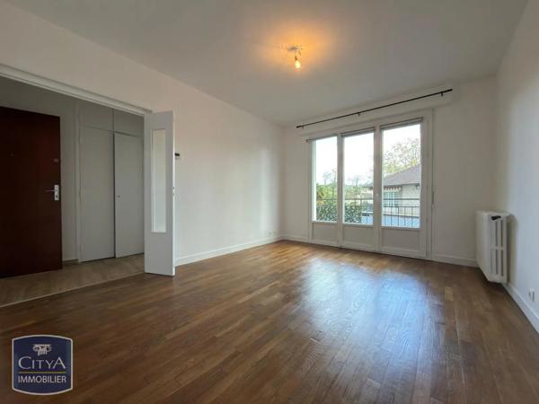 Appartement à louer 2 pièces 45.4m² Brive-la-Gaillarde (19100)