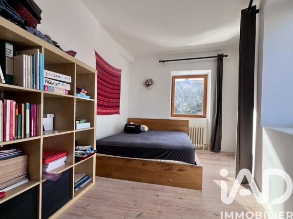 Maison à vendre 6 pièces 157 m² Éveux