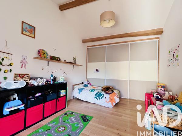 Maison à vendre 6 pièces 157 m² Éveux