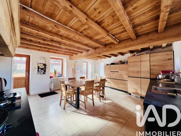 Maison à vendre 6 pièces 157 m² Éveux