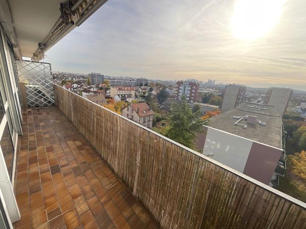 APPARTEMENT HOUILLES - 3 pièces- 67 m2