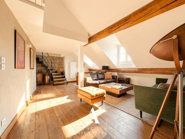 Appartement Dernier Etage, Havre de Paix, Vue Cathédrale, À Deux Pas du Lac