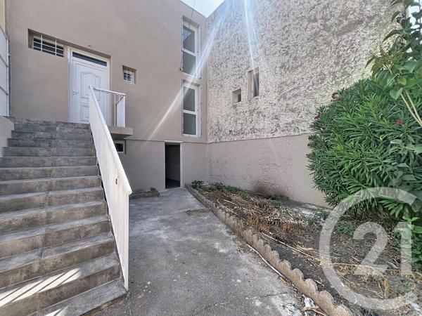 Maison à vendre  4 pièces - 66,54 m 2   AGDE  - 34