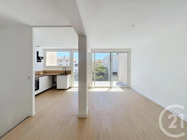 Maison à vendre  4 pièces - 66,54 m 2   AGDE  - 34