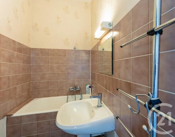 Maison à vendre  4 pièces - 95 m 2   MARTEL  - 46