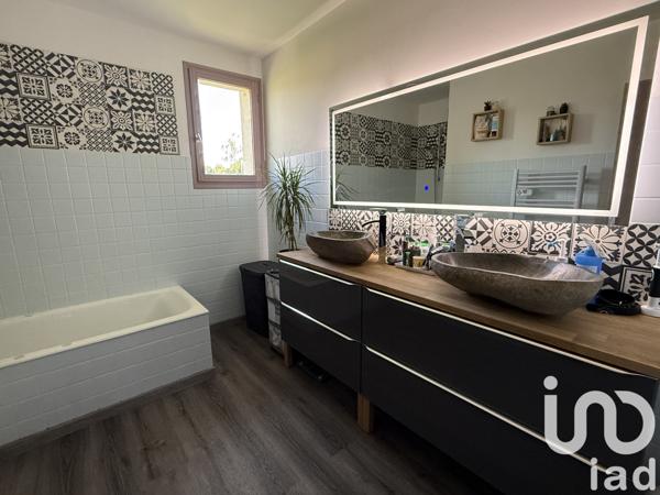 Maison à vendre 4 pièces 110 m² Lacapelle-Marival