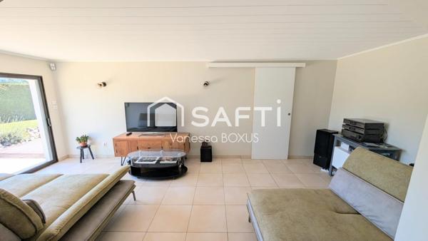 Maison de plain pied à Samazan avec 4 chambres et piscine