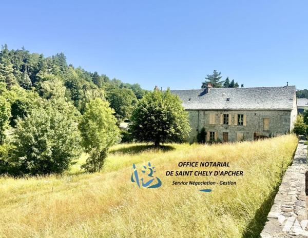 PROPRIÉTÉ D’EXCEPTION À RÉNOVER - CORPS DE FERME EN PIERRE AU CŒUR DE L'AUBRAC (48310 FOURNELS)