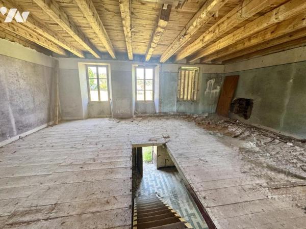PROPRIÉTÉ D’EXCEPTION À RÉNOVER - CORPS DE FERME EN PIERRE AU CŒUR DE L'AUBRAC (48310 FOURNELS)