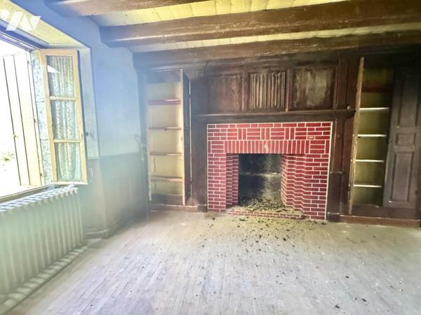PROPRIÉTÉ D’EXCEPTION À RÉNOVER - CORPS DE FERME EN PIERRE AU CŒUR DE L'AUBRAC (48310 FOURNELS)
