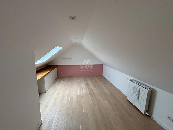 Maison - MAISONS-LAFFITTE - Quartier Saint Nicolas 410 000 € **  - Référence  4651