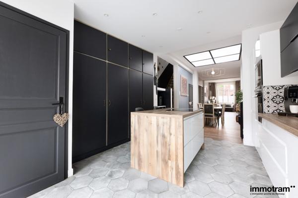 Vente Maison 117m 2 - 3 chambre(s) - Croix, Bol d'Air • Réf. VM29486