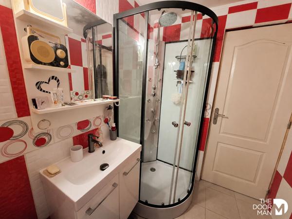 Maison - À vendre - 50 m² - SAINT-SEBASTIEN-SUR-LOIRE | The Door Man