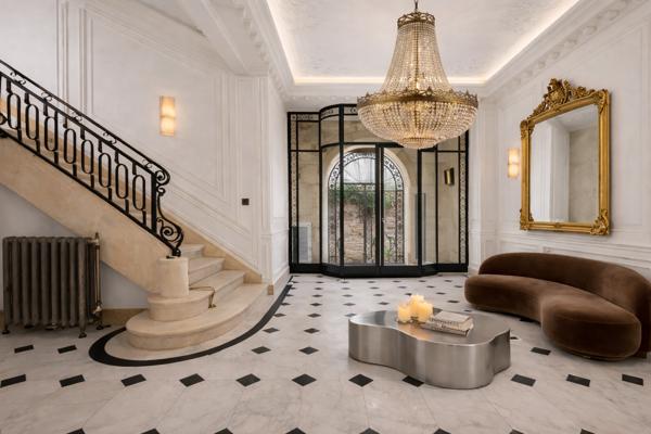 Vente Hôtel particulier Paris 16 9 Pièces 700 m²