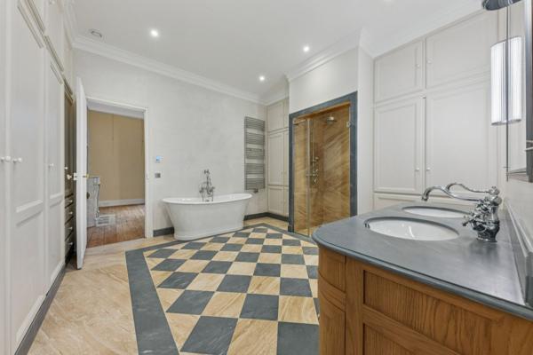 Vente Hôtel particulier Paris 16 9 Pièces 700 m²