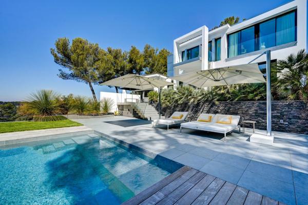 Vente Maison de luxe Aix-en-Provence 6 Pièces 300 m²