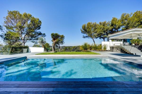 Vente Maison de luxe Aix-en-Provence 6 Pièces 300 m²
