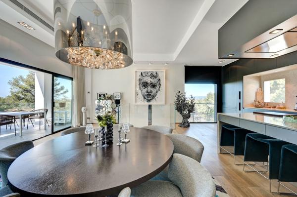 Vente Maison de luxe Aix-en-Provence 6 Pièces 300 m²