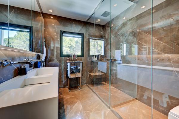 Vente Maison de luxe Aix-en-Provence 6 Pièces 300 m²