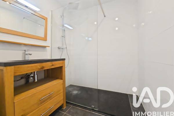 Appartement à vendre 3 pièces 63,2 m² Suresnes