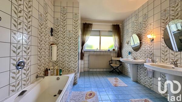 Maison à vendre 8 pièces 275 m² Insming