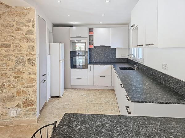 Éguilles (13510) La vie de famille au calme entre charme d'antan et confort