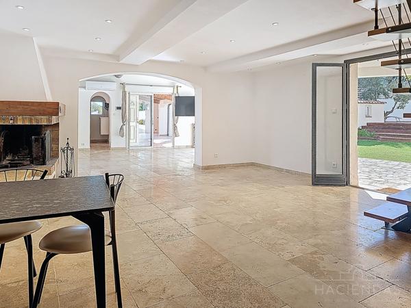 Éguilles (13510) La vie de famille au calme entre charme d'antan et confort