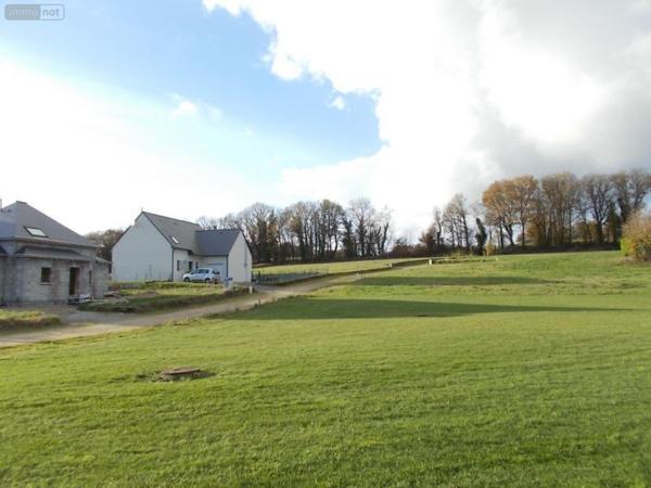 Terrain à Batir à vendre à Carhaix-Plouguer dans le Finistère (29270), ref : TABCA10