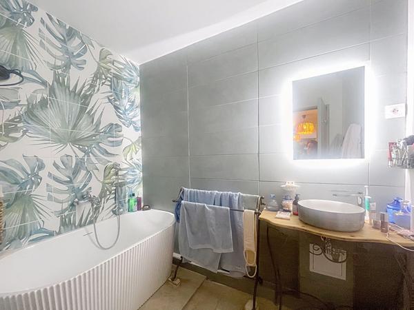 Appartement Grasse 3 pièce(s) terrasse 100 m2