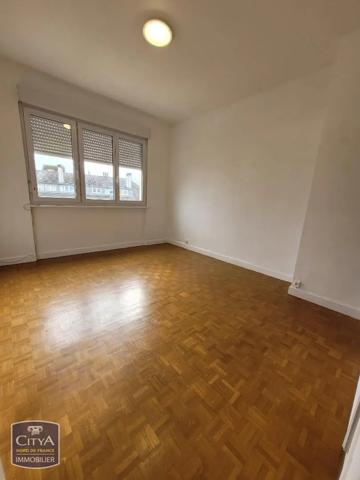 Appartement à louer 3 pièces 79.65m² Cambrai (59400)