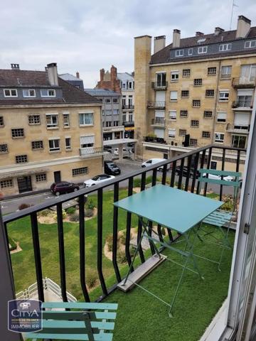 Appartement à louer 3 pièces 79.65m² Cambrai (59400)