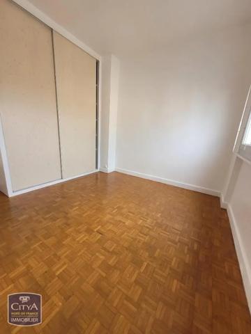 Appartement à louer 3 pièces 79.65m² Cambrai (59400)