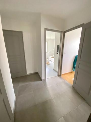 Maison atypique 5 pièces en excellent état avec grand terrain Proche de VILLENEUVE DE MARSAN (40) à SAINT GEIN