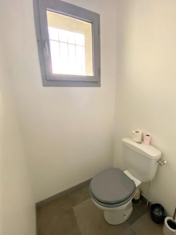 Maison atypique 5 pièces en excellent état avec grand terrain Proche de VILLENEUVE DE MARSAN (40) à SAINT GEIN