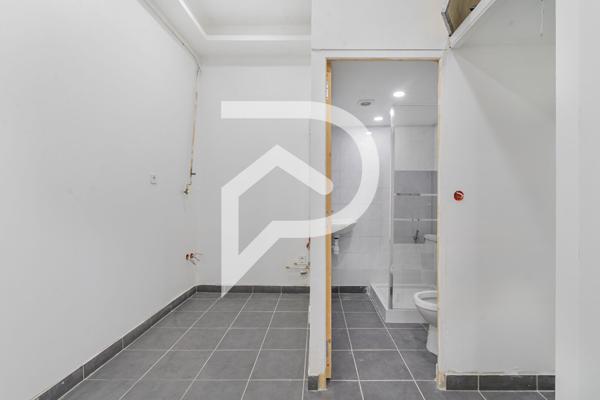 Murs 2 pièces 36 m2