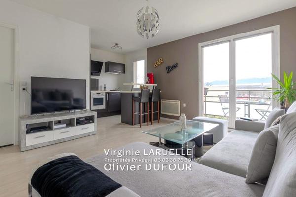 Saint-Etienne-du-Rouvray, appartement 2 pièces avec balcon et parking