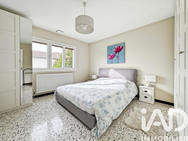 Maison à vendre 6 pièces 188 m² Nîmes