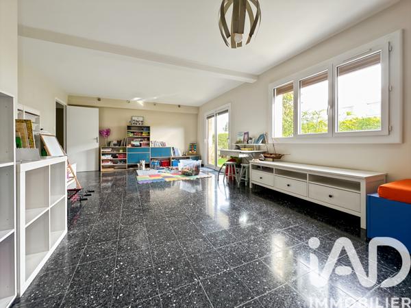 Maison à vendre 6 pièces 188 m² Nîmes