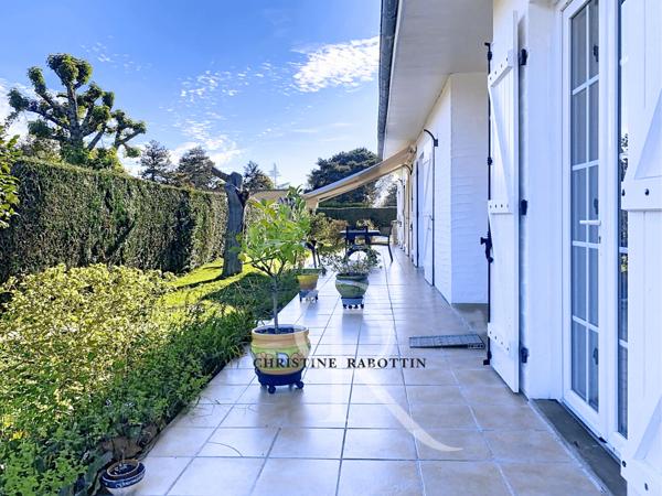 Mézos (40170) Maison familiale de plain-pied avec piscine – Mézos (40)