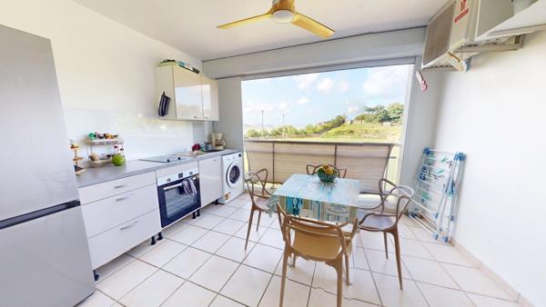 Grand T1 meublé et équipé, Marina du Marin