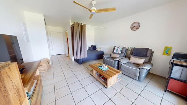 Grand T1 meublé et équipé, Marina du Marin