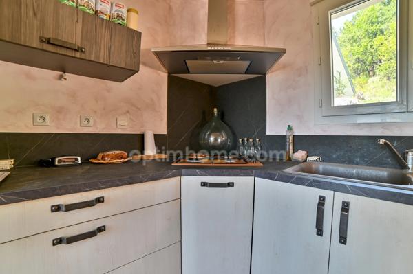 Maison à vendre 7 pièces VEYNES (05)