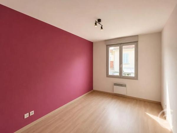 Appartement T3 à vendre  3 pièces - 60 m 2   ST ETIENNE  - 42