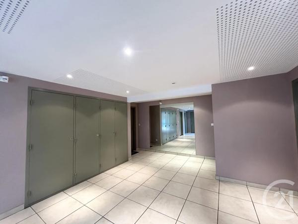 Appartement T3 à vendre  3 pièces - 60 m 2   ST ETIENNE  - 42