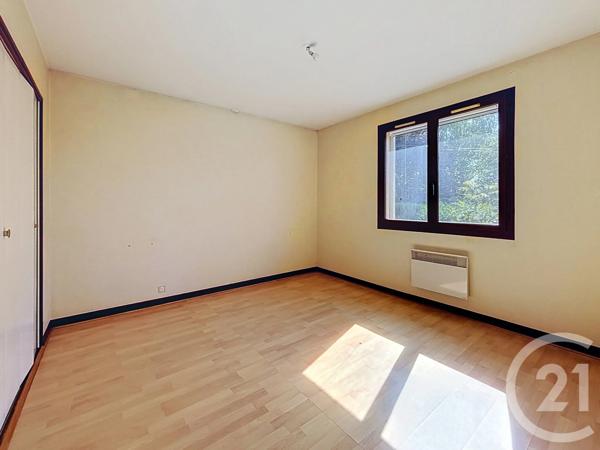 Maison à vendre  6 pièces - 143,15 m 2   BLANZAT  - 63